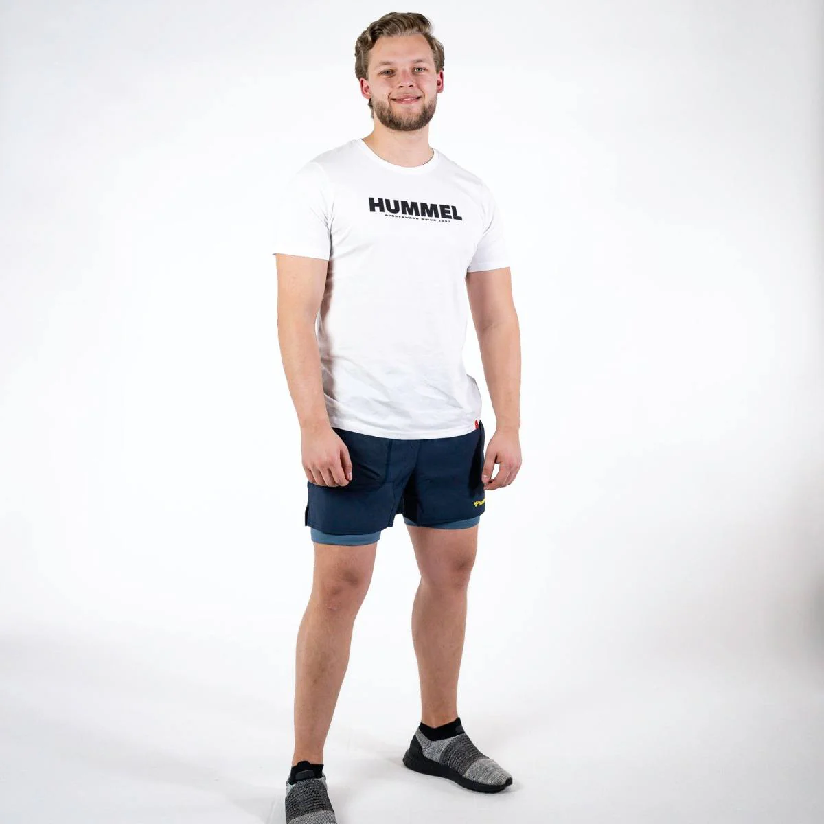 Hummel FURGUS 2 in 1 Shorts – Blue Nights - Image 4